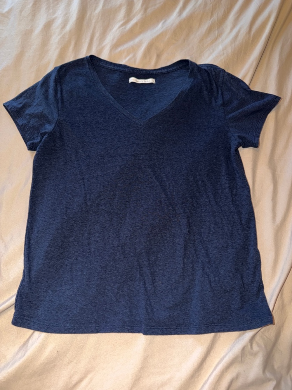 Abercrombie & Fitch Classic Women's V-Neck Tee - Navy